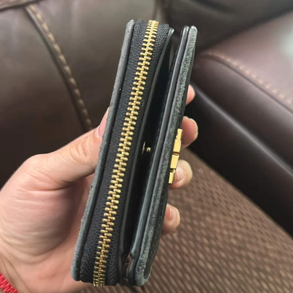 Tory Burch Kira Bi-fold Wallet